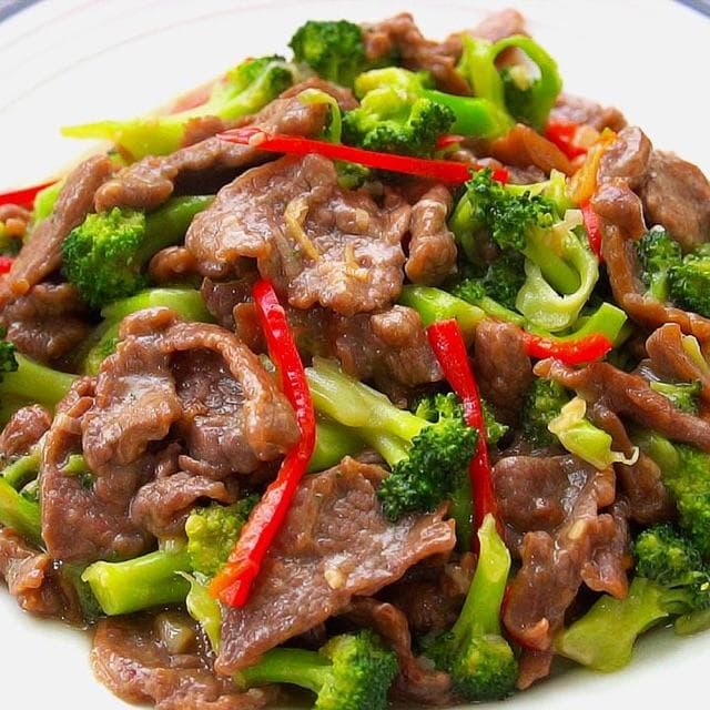 Bœuf au brocoli (西兰花炒牛肉)
