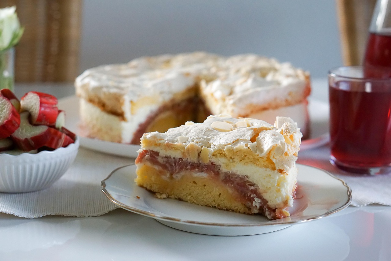 Alsatian Rhubarb Meringue Tart — photo du plat